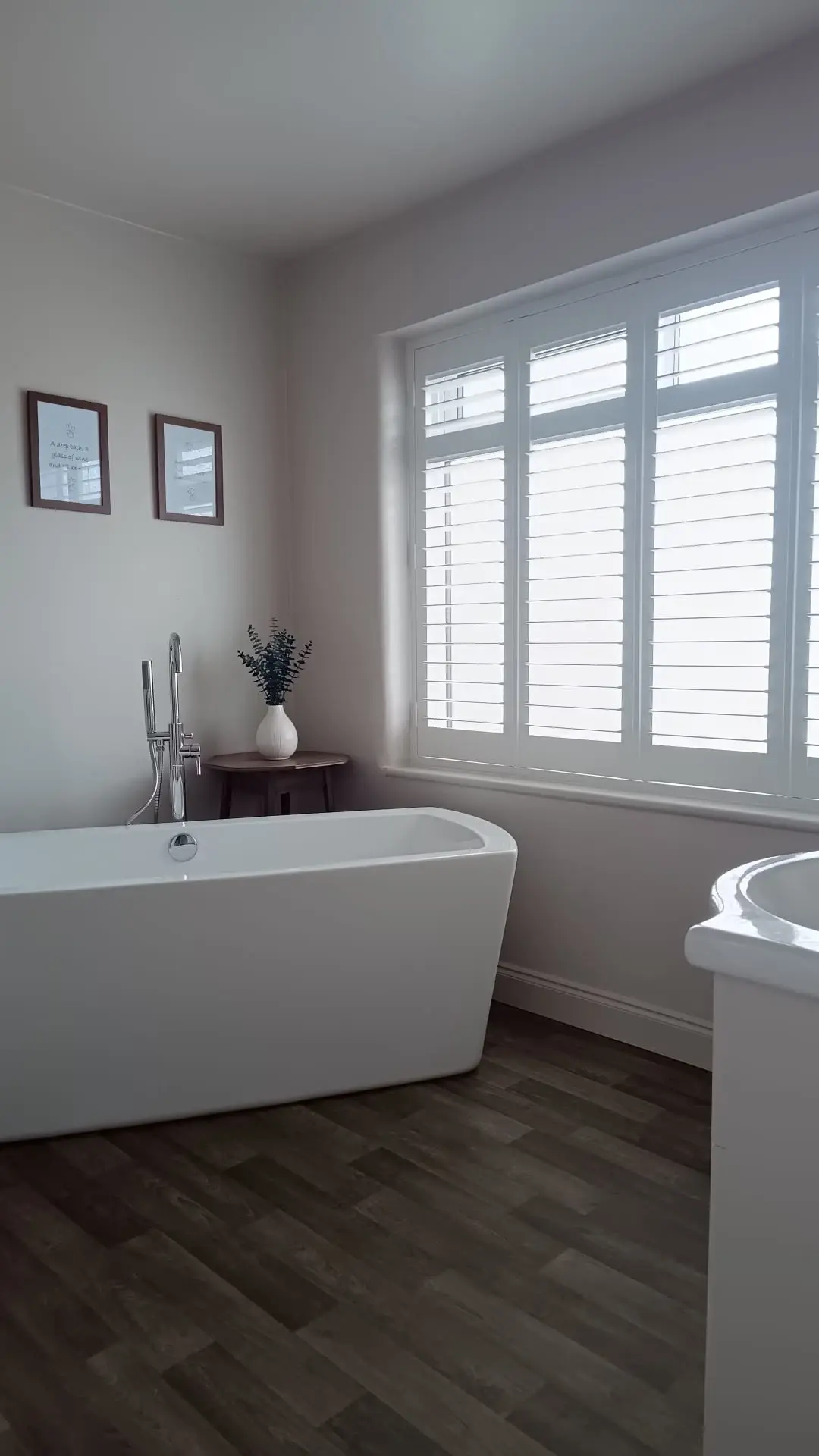 Birchwood • Bathroom